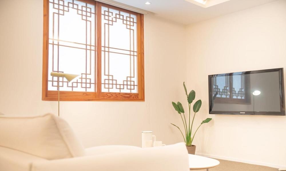 Hotelarrive Jeonju Sihwayeonpung מראה חיצוני תמונה