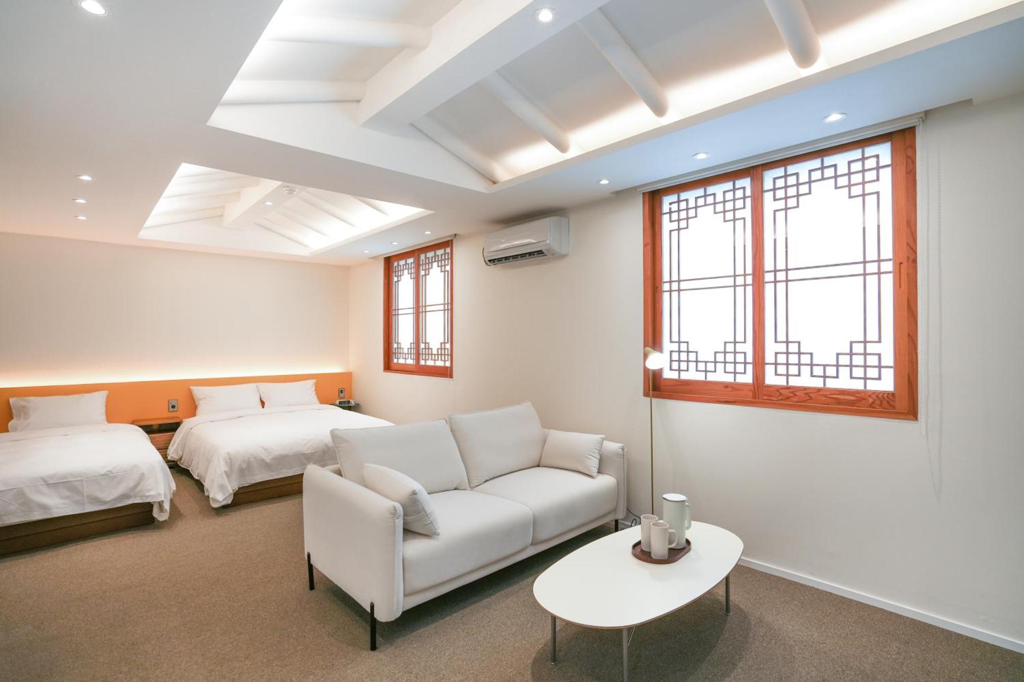 Hotelarrive Jeonju Sihwayeonpung מראה חיצוני תמונה